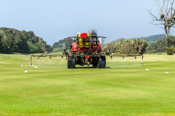 Golf Course Lawn Care in Edison